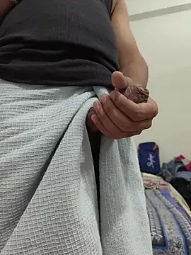 Snapshot of randit7 chatting on 18, 11, 2025 randit7 online show from 18, 11, 2025