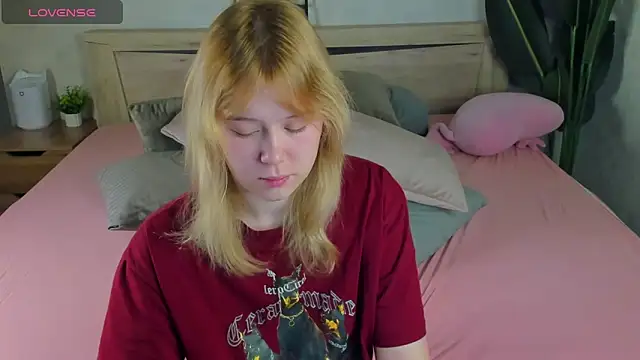 Snapshot of Amy_Kimberlly chatting on 13, 9, 2025 Amy Kimberlly online show from 13, 9, 2025