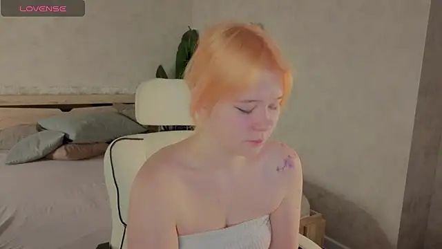 Snapshot of Amy_Kimberlly chatting on 21, 12, 2025 Amy Kimberlly online show from 21, 12, 2025