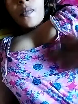 Snapshot of Simrandeshipp chatting on 9, 2, 2025 Simrandeshipp online show from 9, 2, 2025