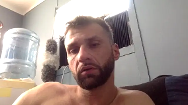 sexyhotstud12 online show from 4, 2, 2026