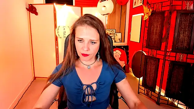 Snapshot of EmiliaBedy chatting on 26, 6, 2026 EmiliaBedy online show from 26, 6, 2026