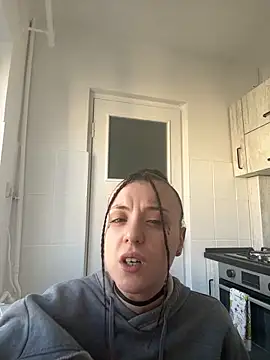 bunnythetailor online show from 29, 1, 2025