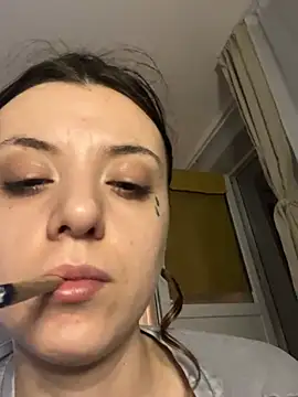 bunnythetailor online show from 4, 2, 2025