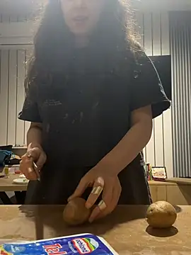 bunnythetailor online show from 6, 6, 2026