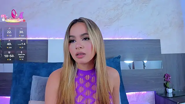 Snapshot of rachel_kole chatting on 10, 9, 2025 rachel kole online show from 10, 9, 2025