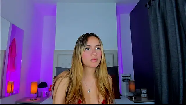 Snapshot of rachel_kole chatting on 25, 9, 2025 rachel kole online show from 25, 9, 2025