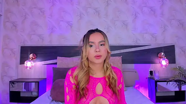 Snapshot of rachel_kole chatting on 22, 10, 2025 rachel kole online show from 22, 10, 2025