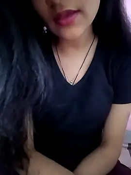 Snapshot of Tanu-00 chatting on 4, 12, 2025 Tanu-00 online show from 4, 12, 2025