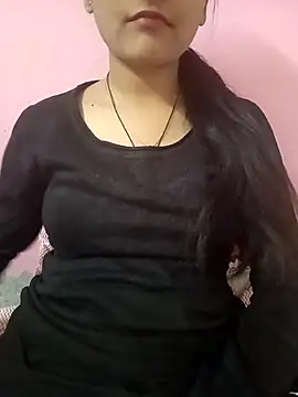 Snapshot of Tanu-00 chatting on 15, 12, 2025 Tanu-00 online show from 15, 12, 2025