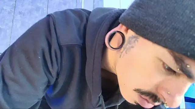 Snapshot of kaletattoo chatting on 10, 3, 2026 kaletattoo online show from 10, 3, 2026