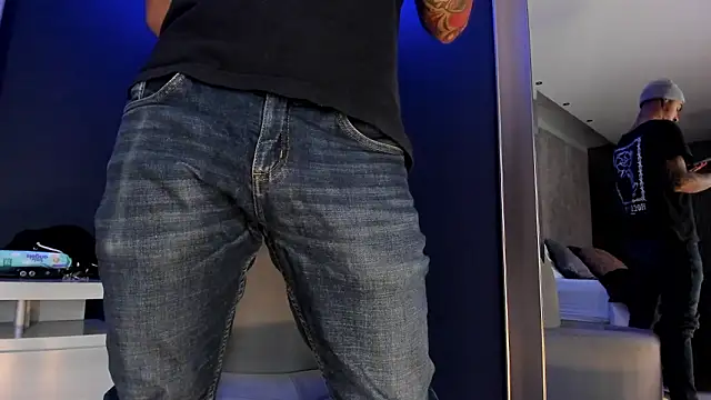 Snapshot of kaletattoo chatting on 11, 3, 2026 kaletattoo online show from 11, 3, 2026