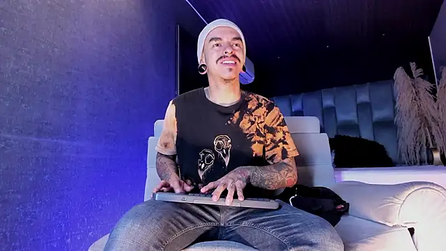 Snapshot of kaletattoo chatting on 12, 3, 2026 kaletattoo online show from 12, 3, 2026