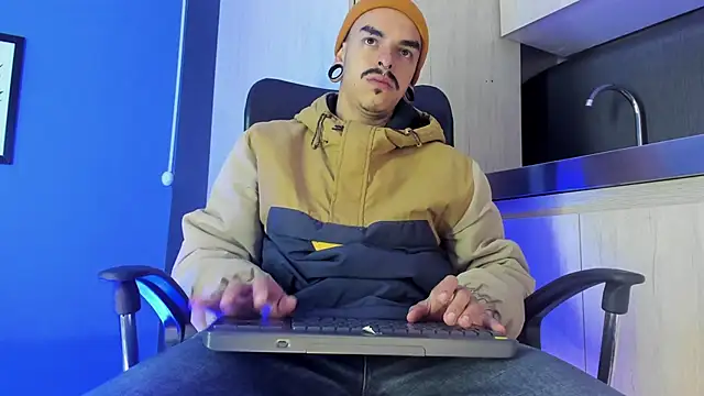 Snapshot of kaletattoo chatting on 18, 3, 2026 kaletattoo online show from 18, 3, 2026