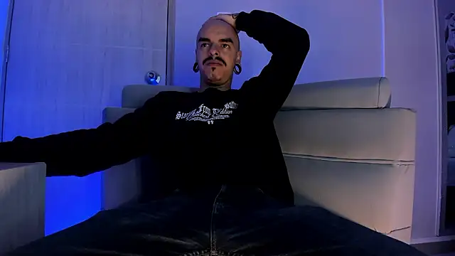 Snapshot of kaletattoo chatting on 29, 3, 2026 kaletattoo online show from 29, 3, 2026