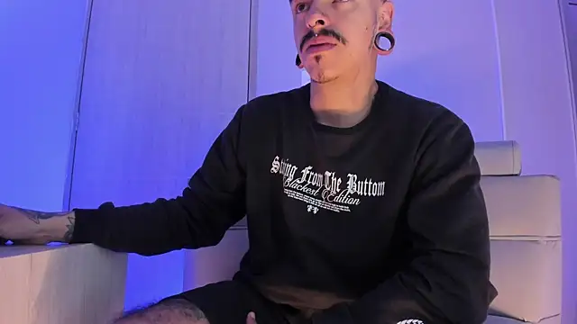 Snapshot of kaletattoo chatting on 31, 3, 2026 kaletattoo online show from 31, 3, 2026