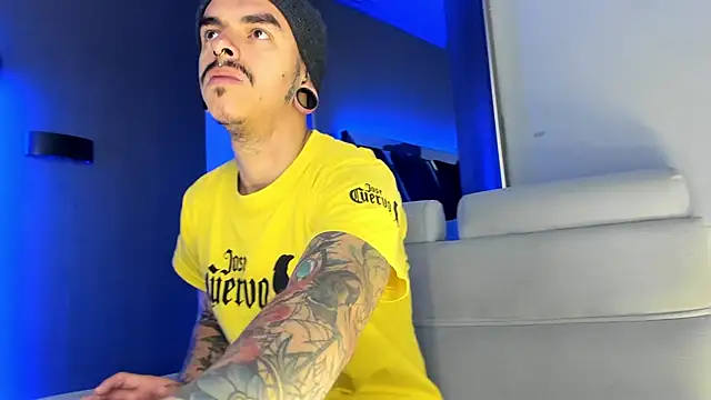 Snapshot of kaletattoo chatting on 22, 5, 2026 kaletattoo online show from 22, 5, 2026