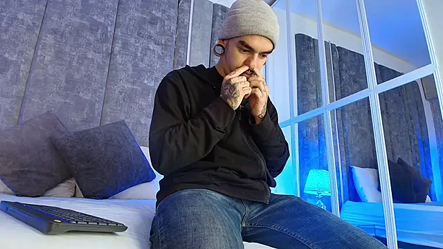 Snapshot of kaletattoo chatting on 28, 5, 2026 kaletattoo online show from 28, 5, 2026