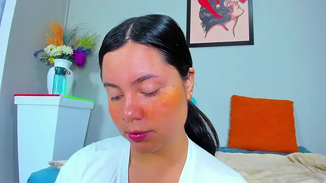 evaa greey online show from 29, 9, 2025