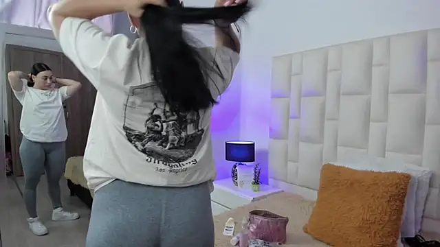 Snapshot of Ariana_rouse chatting on 16, 3, 2026 Ariana rouse online show from 16, 3, 2026