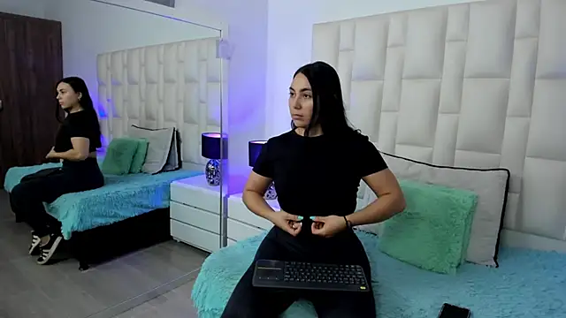 Ariana rouse online show from 22, 5, 2026
