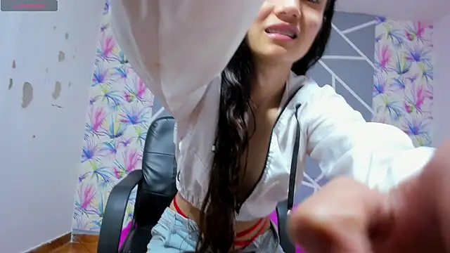 AmbarVanucci online show from 23, 10, 2025