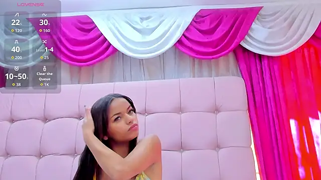 CanelaDevil  online show from 9, 9, 2025