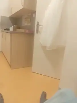 Adrianka online show from 11, 11, 2025