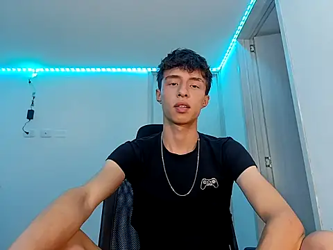 Snapshot of Juanmres chatting on 11, 10, 2025 Juanmres online show from 11, 10, 2025