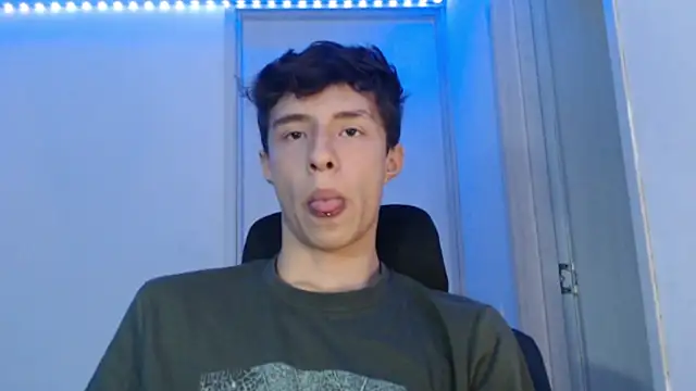 Snapshot of Juanmres chatting on 24, 10, 2025 Juanmres online show from 24, 10, 2025