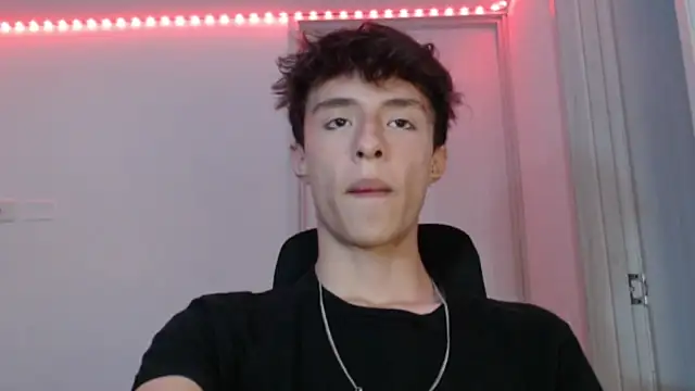 Snapshot of Juanmres chatting on 26, 10, 2025 Juanmres online show from 26, 10, 2025