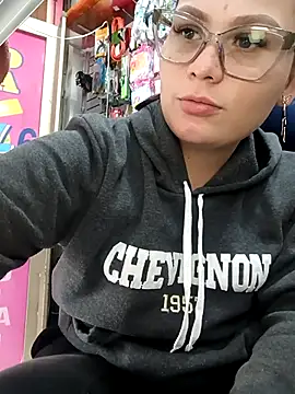 Vale Saenzz online show from 25, 2, 2026