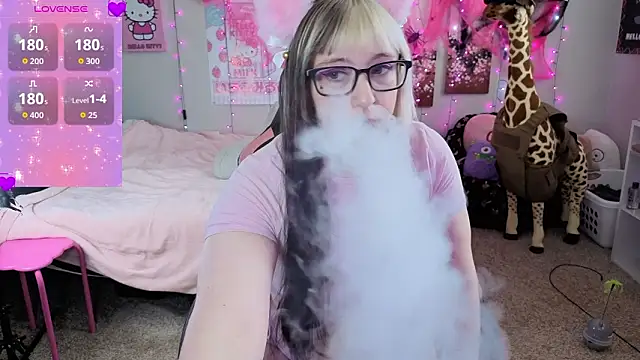 Snapshot of MissLoreleii chatting on 28, 3, 2026 MissLoreleii online show from 28, 3, 2026