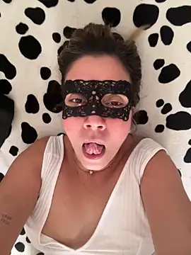 Snapshot of parejasex-ca chatting on 19, 2, 2025 parejasex-ca online show from 19, 2, 2025
