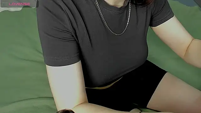 Snapshot of Alikka_Shykitty chatting on 14, 2, 2025 Alikka Shykitty online show from 14, 2, 2025