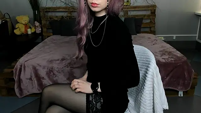 Snapshot of Alikka_Shykitty chatting on 5, 3, 2025 Alikka Shykitty online show from 5, 3, 2025