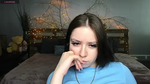 Snapshot of Alikka_Shykitty chatting on 13, 3, 2025 Alikka Shykitty online show from 13, 3, 2025