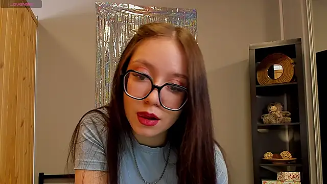 Snapshot of Alikka_Shykitty chatting on 21, 3, 2025 Alikka Shykitty online show from 21, 3, 2025