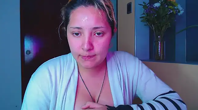 Hinako0Satorii  online show from 13, 3, 2025