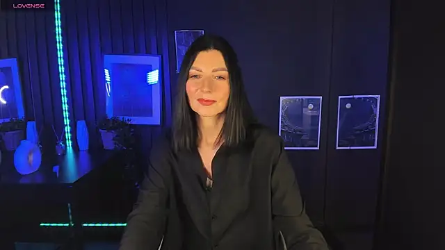 MonicaCheerful online show from 31, 1, 2025