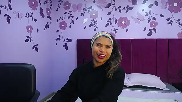 Snapshot of CamiilaReyes chatting on 17, 3, 2025 CamiilaReyes online show from 17, 3, 2025