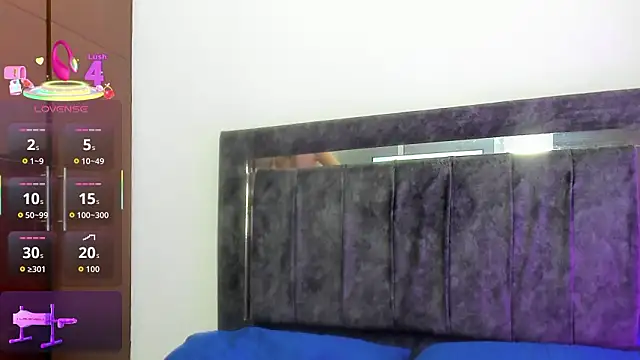 Snapshot of Nicol_TransGirl chatting on 23, 3, 2026 Nicol TransGirl online show from 23, 3, 2026