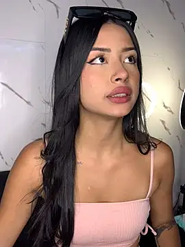 Snapshot of Miss_karol chatting on 4, 2, 2025 Miss karol online show from 4, 2, 2025