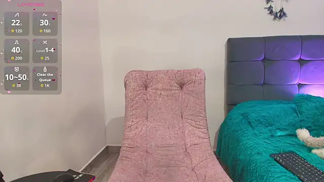 Snapshot of Sophie_Astor chatting on 27, 11, 2025 Sophie Astor online show from 27, 11, 2025