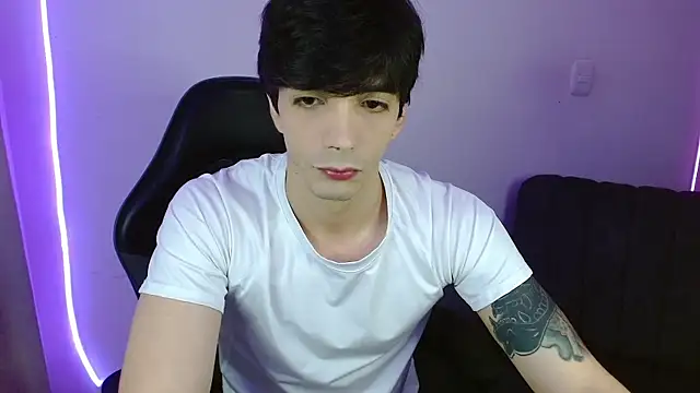 Snapshot of H3ll_B0I chatting on 14, 5, 2026 H3ll B0I online show from 14, 5, 2026