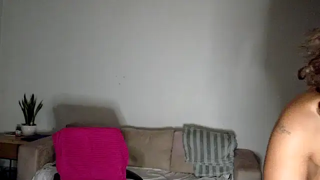 FreckleFaceBeauty online show from 9, 11, 2025