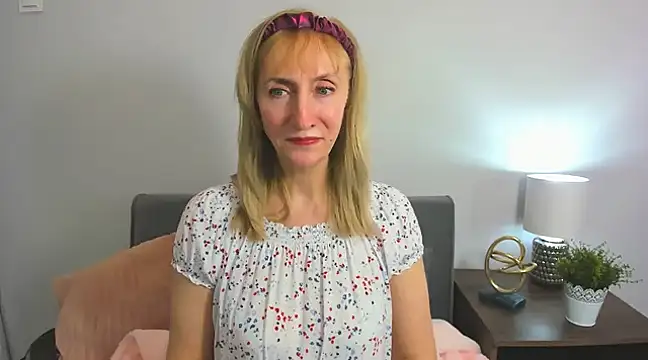 MargaretMilf69 online show from 8, 2, 2025