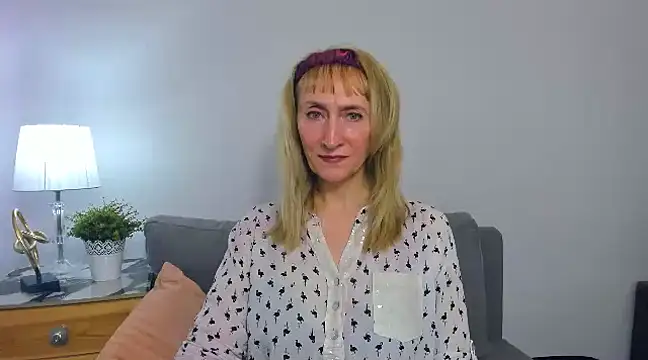 MargaretMilf69 online show from 10, 3, 2025