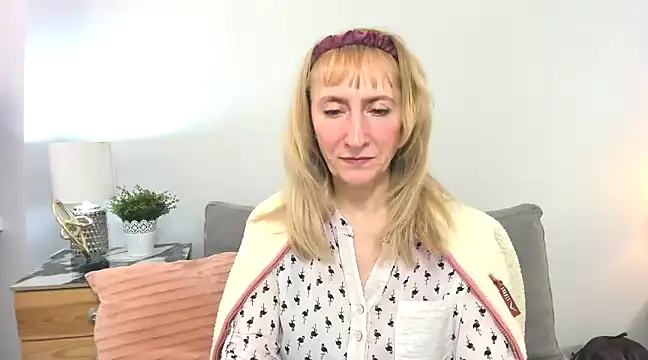 MargaretMilf69 online show from 21, 3, 2025