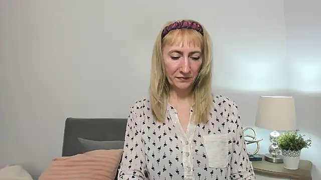 MargaretMilf69 online show from 22, 3, 2025